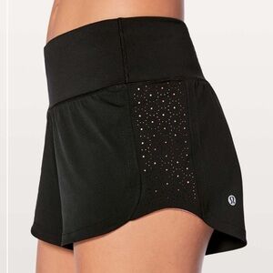 Lululemon Colour Me Quick Short 3"